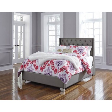 Coralayne Silver Full Upholstered Bed (Grey)