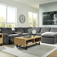 Hartsdale Sectional Living Room Group