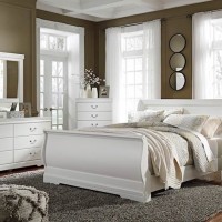 Anarasia White Bedroom Set